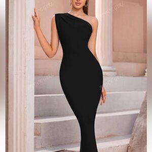 Elegant Black One-Shoulder Dress